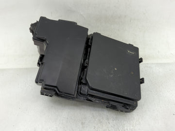 2012-2015 Nissan Rogue Fusebox Fuse Box Panel Relay Module P/N:284B6 JG03A Fits Fits 2012 2013 2014 2015 OEM Used Auto Parts