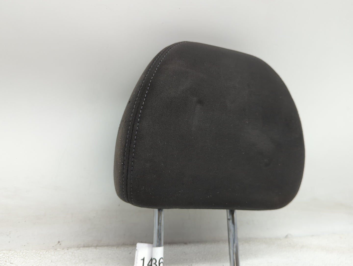 2015-2016 Nissan Rogue Headrest Head Rest Front Driver Passenger Seat Fits Fits 2015 2016 OEM Used Auto Parts - Oemusedautop