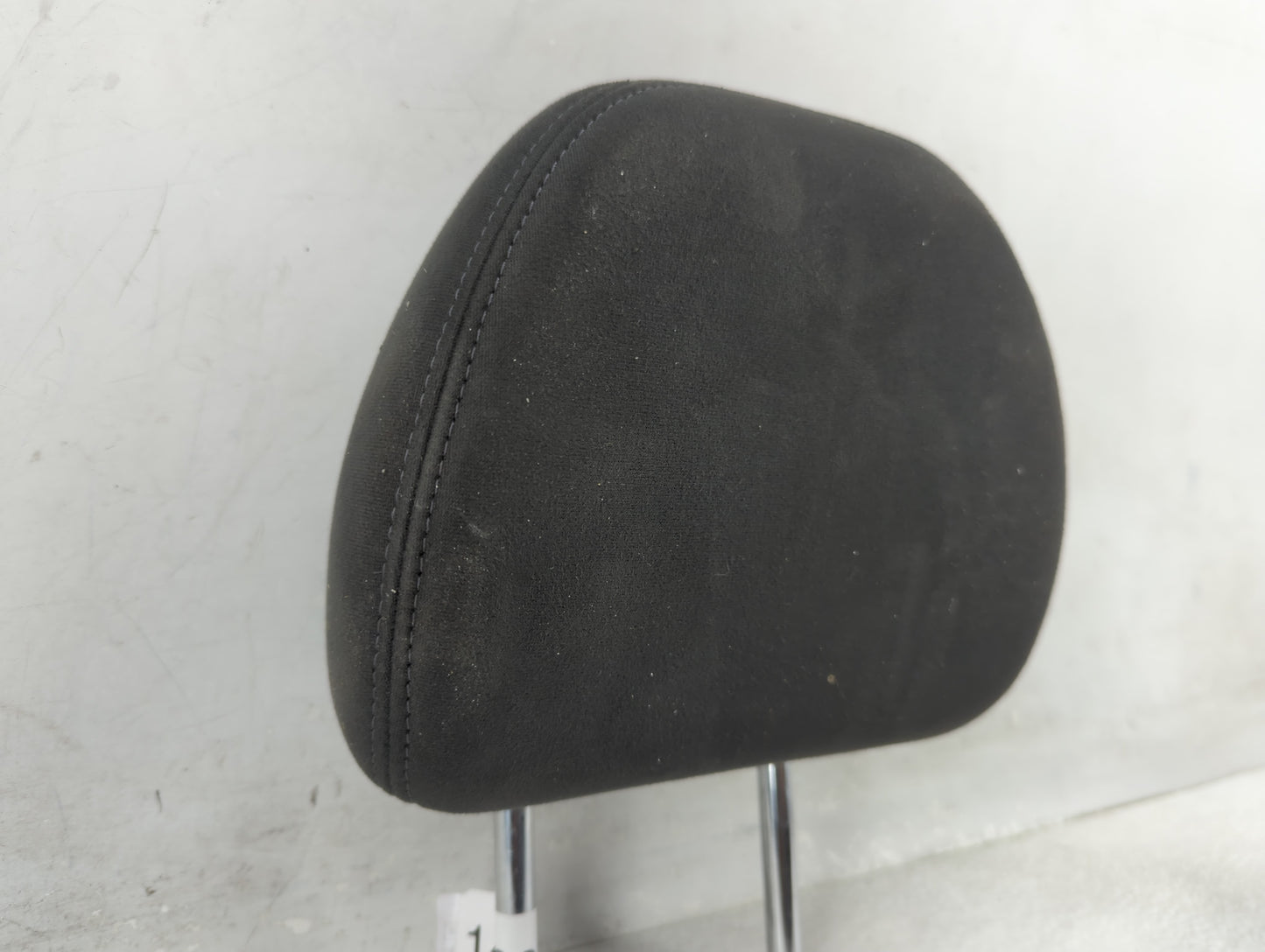 2015 Nissan Rogue Headrest Head Rest Rear Seat Fits OEM Used Auto Parts - Oemusedautoparts1.com