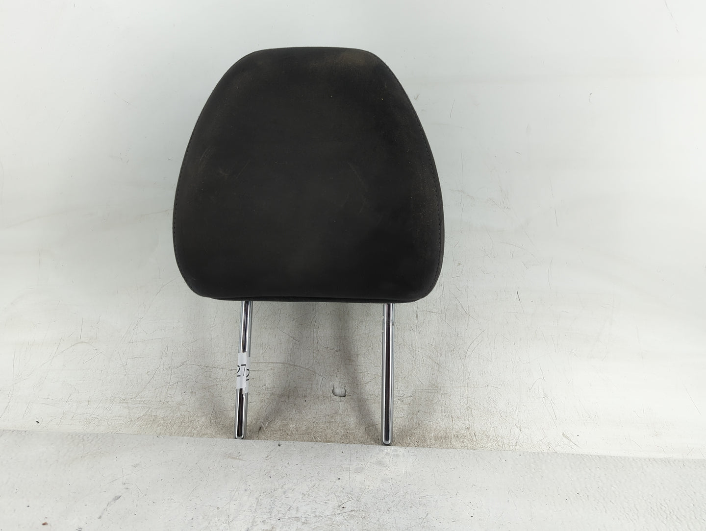 2015 Nissan Rogue Headrest Head Rest Front Driver Seat Black - Oemusedautoparts1.com
