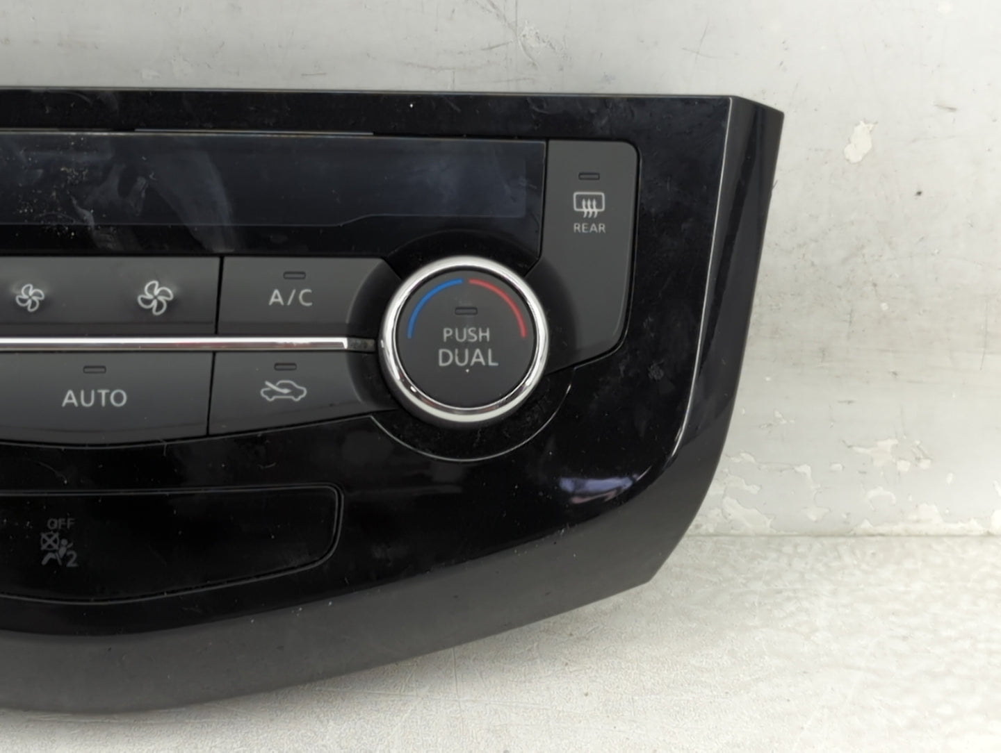 2014-2016 Nissan Rogue Climate Control Module Temperature AC/Heater Replacement P/N:27500 4BA0A Fits Fits 2014 2015 2016 OEM
