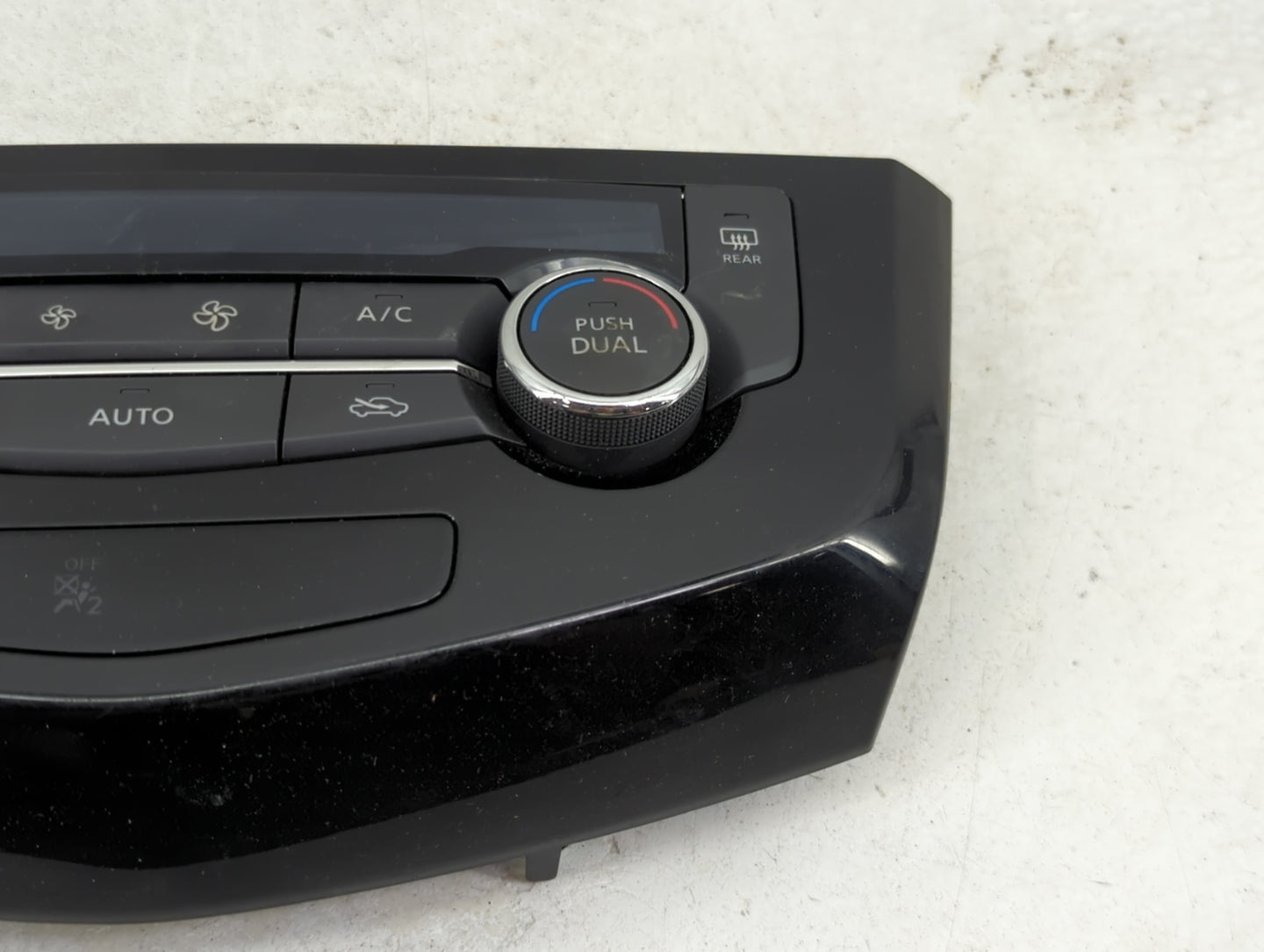 2014-2016 Nissan Rogue Climate Control Module Temperature AC/Heater Replacement P/N:27500 4BA0A Fits Fits 2014 2015 2016 OEM