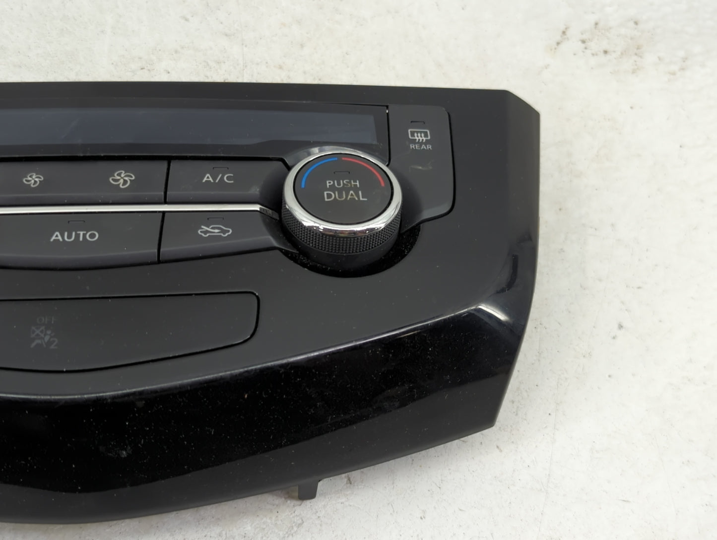 2014-2016 Nissan Rogue Climate Control Module Temperature AC/Heater Replacement P/N:27500 4BA0A Fits Fits 2014 2015 2016 OEM