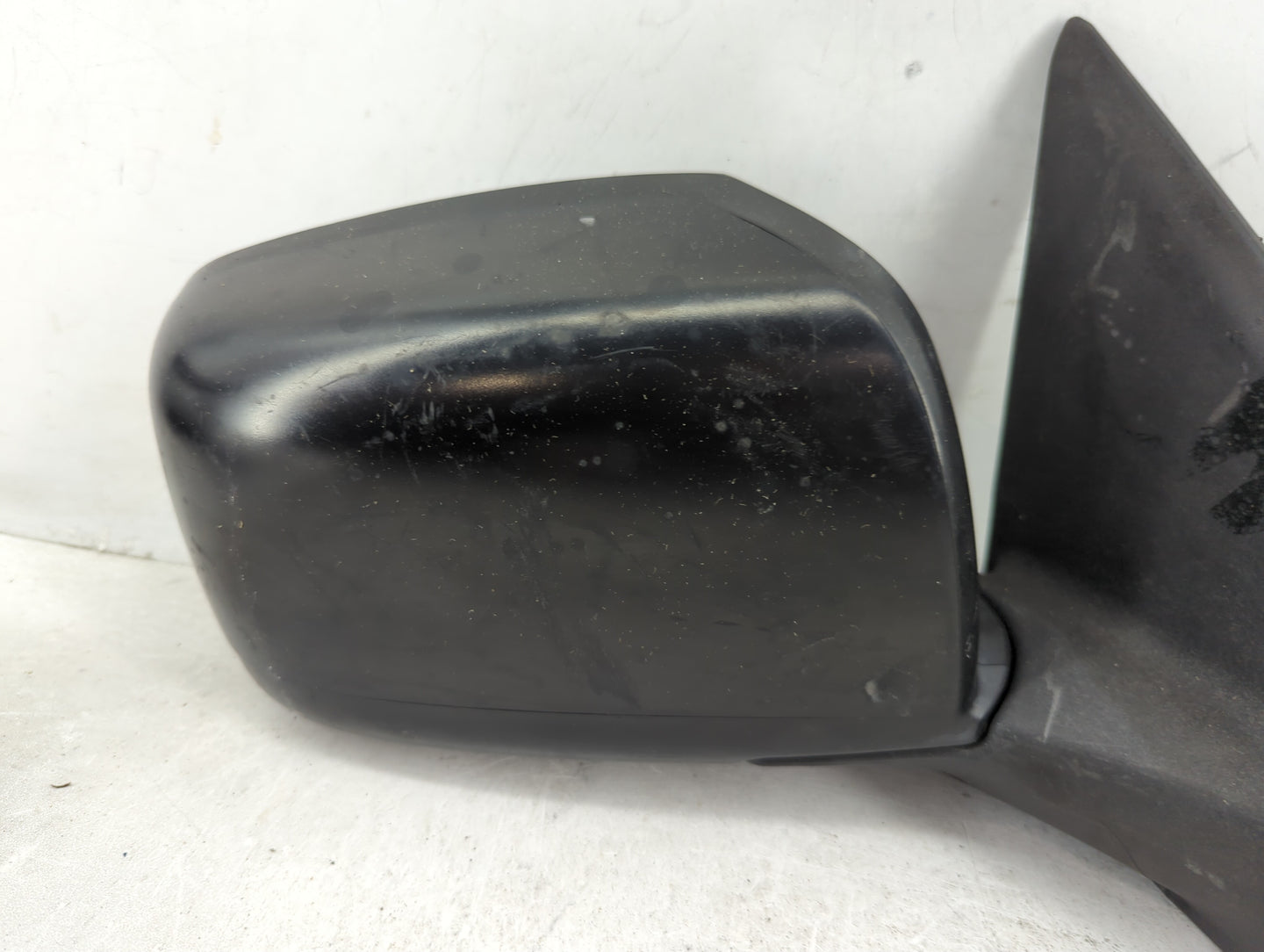 2008-2015 Nissan Rogue Passenger Side View Mirror - Right Door Mirror OEM Used - Oemusedautoparts1.com