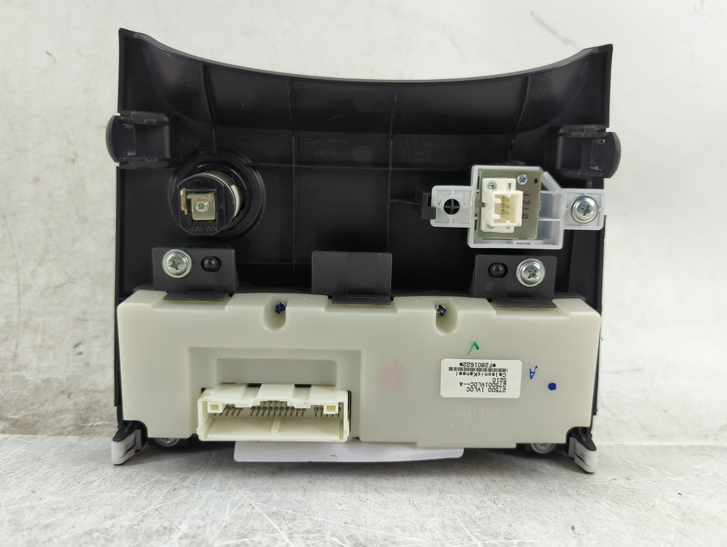 2011-2015 Nissan Rogue Climate Control Module Temperature AC/Heater Replacement P/N:27500 1VL0C 27500 1VL0C--A Fits OEM Used