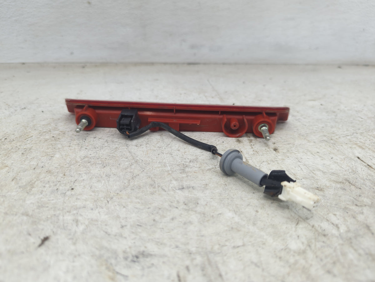 2015 Nissan Rogue Third Brake Light Tail Light Fits OEM Used Auto Parts - Oemusedautoparts1.com