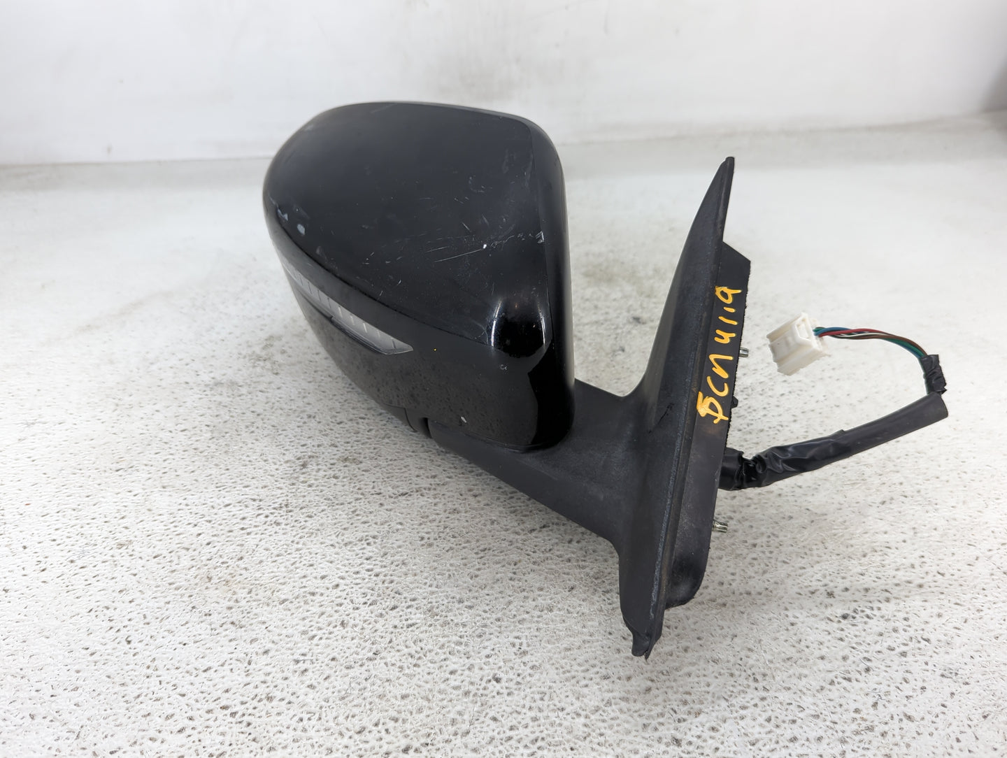 2014-2016 Nissan Rogue Passenger Side View Mirror - Right Door Mirror OEM Used - Oemusedautoparts1.com