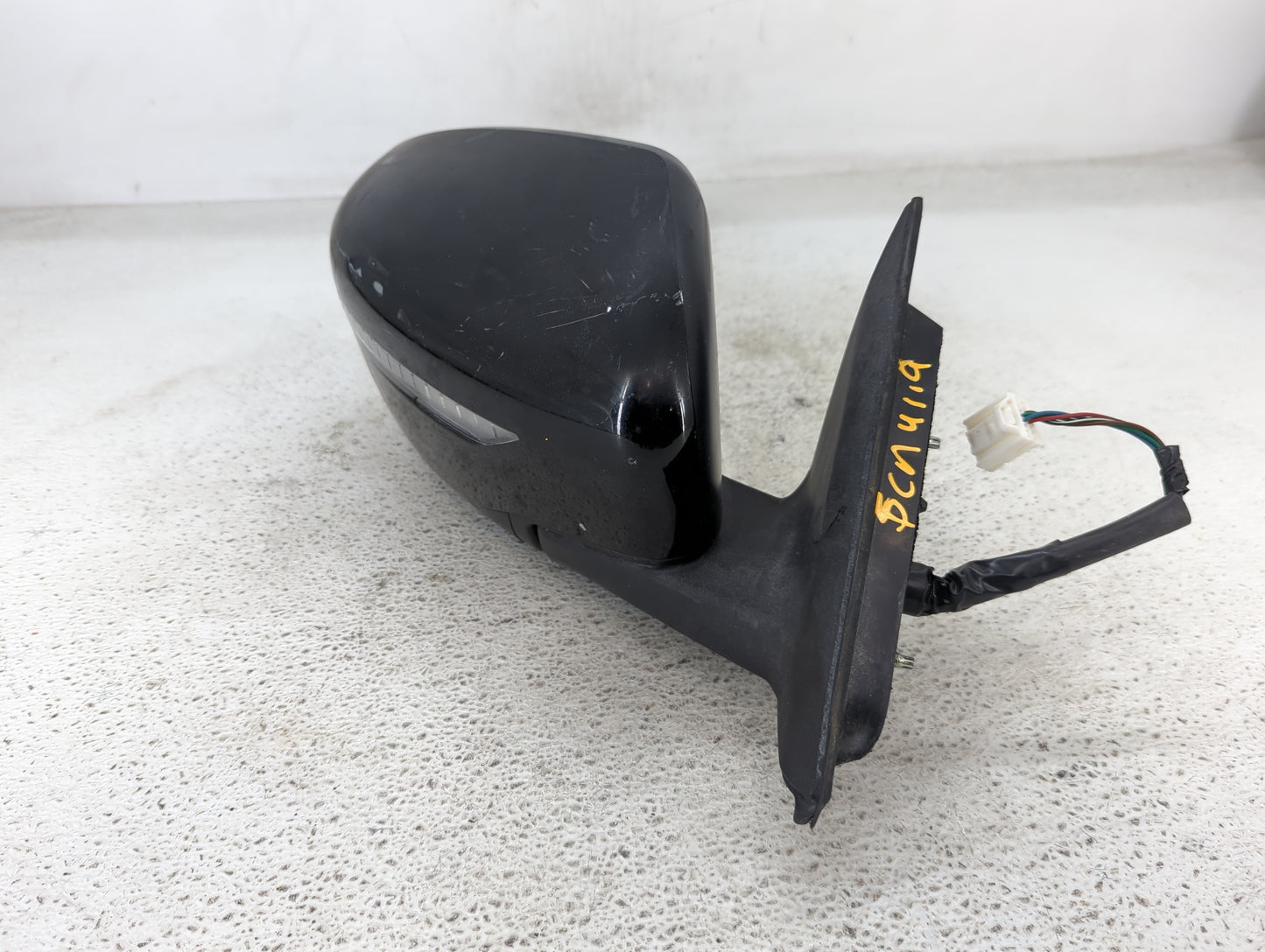 2014-2016 Nissan Rogue Passenger Side View Mirror - Right Door Mirror OEM Used - Oemusedautoparts1.com