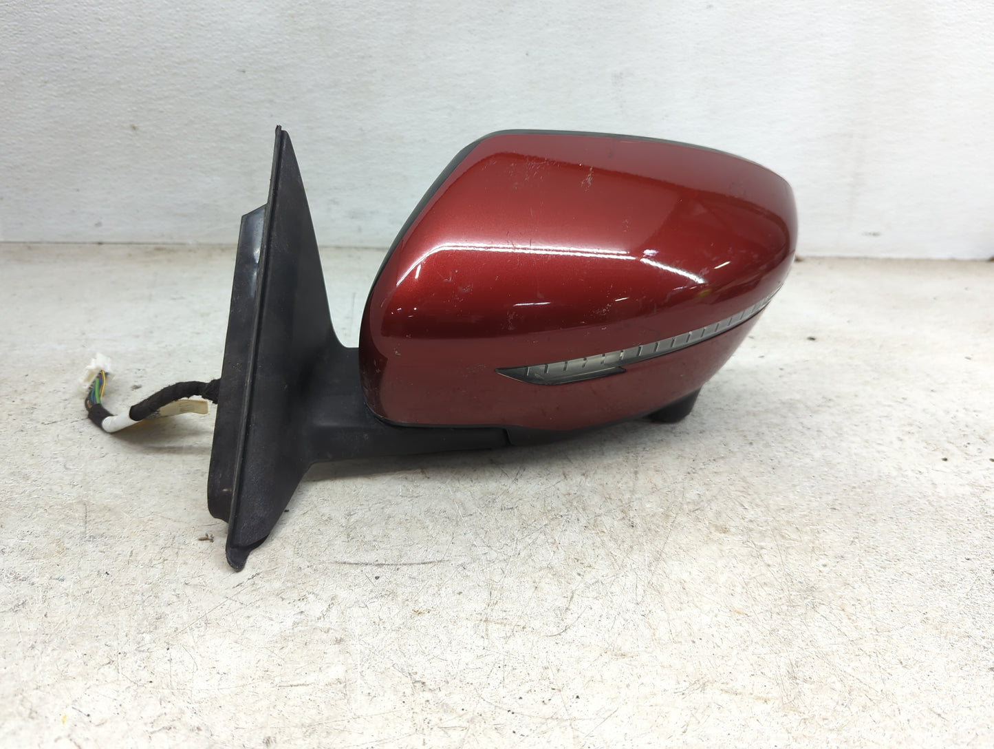 2014-2016 Nissan Rogue Driver Side View Mirror - Left Door Mirror OEM Used - Oemusedautoparts1.com