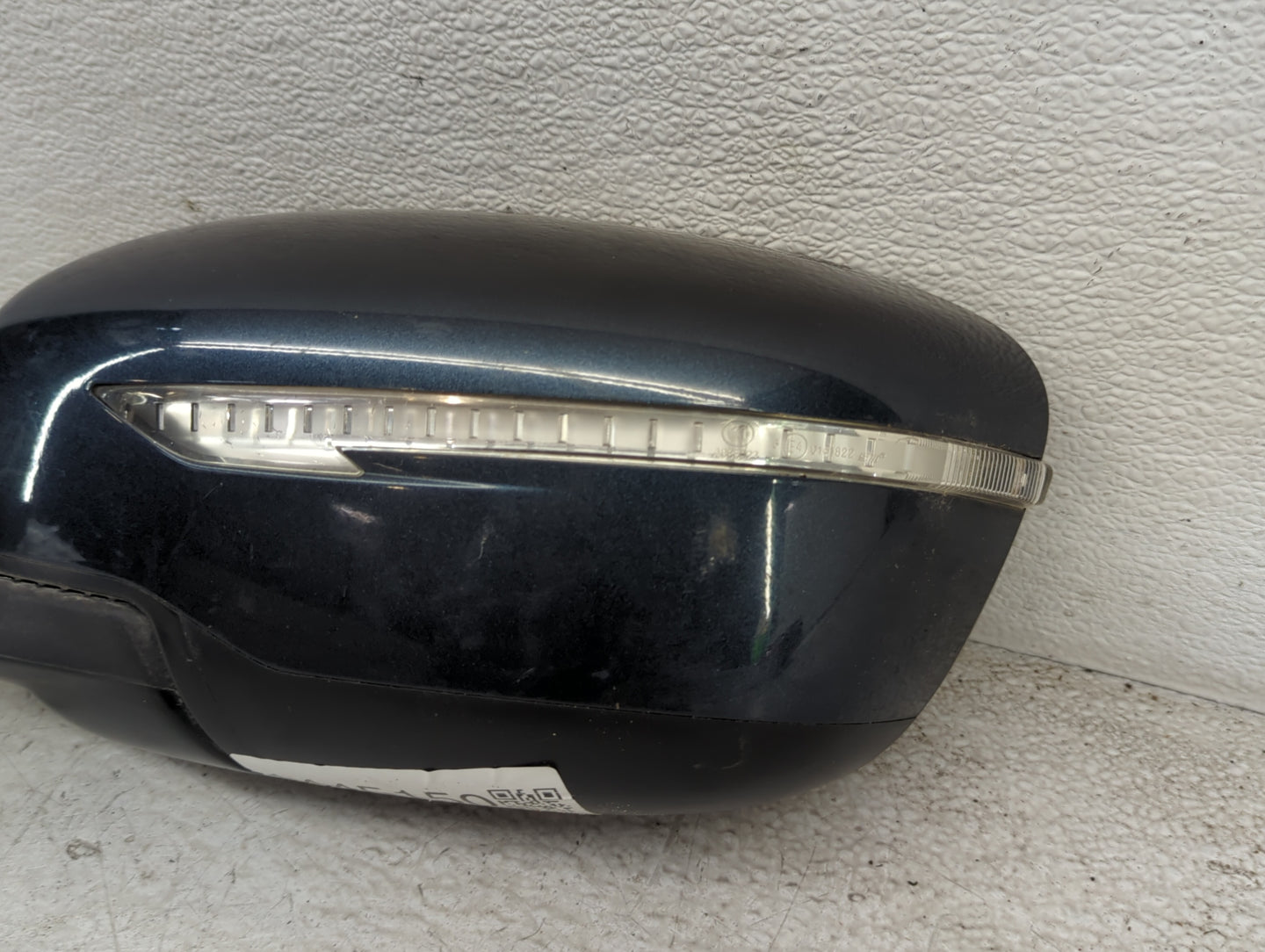 2014-2016 Nissan Rogue Driver Side View Mirror - Left Door Mirror OEM Used - Oemusedautoparts1.com