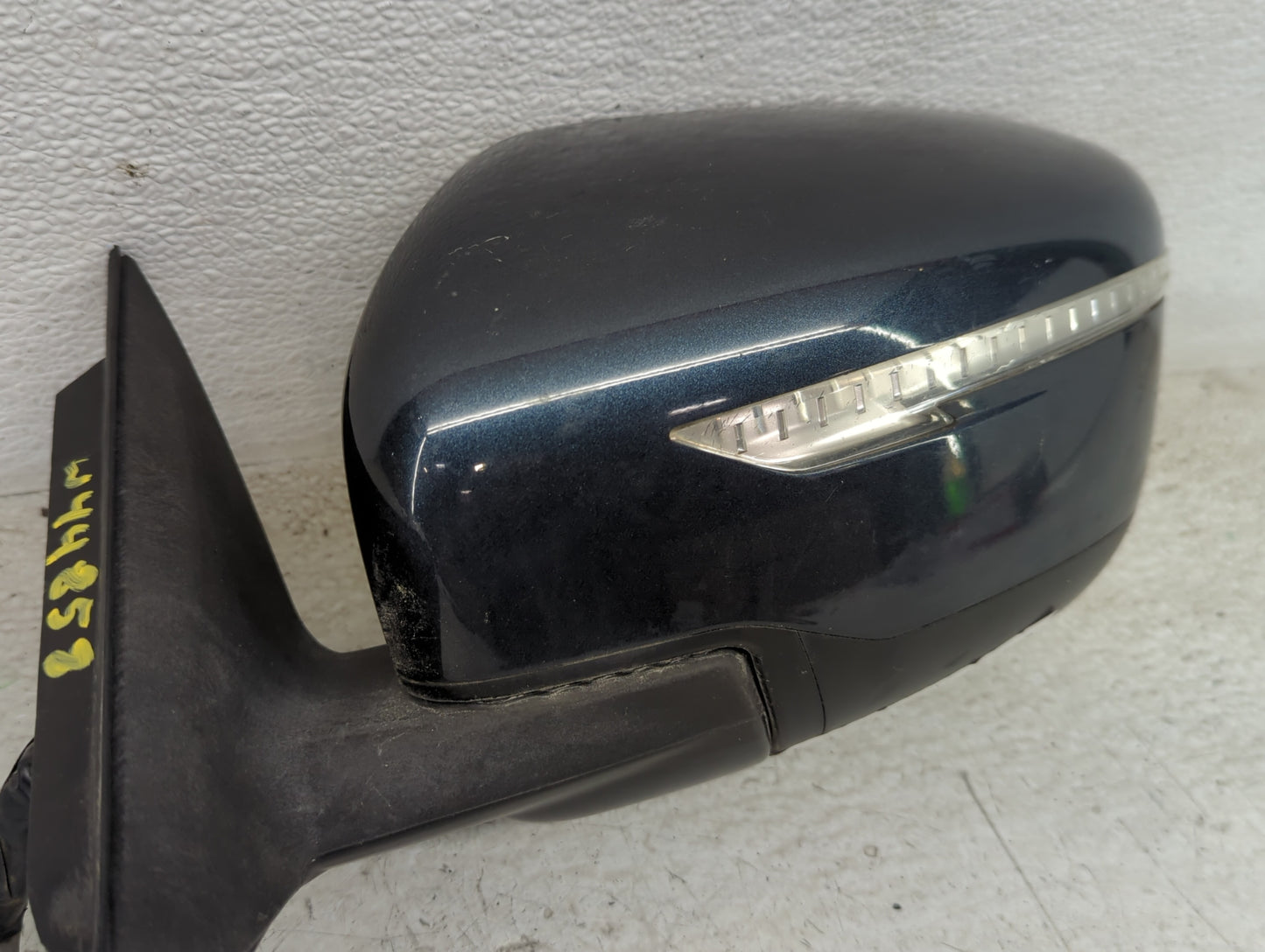 2014-2016 Nissan Rogue Driver Side View Mirror - Left Door Mirror OEM Used - Oemusedautoparts1.com