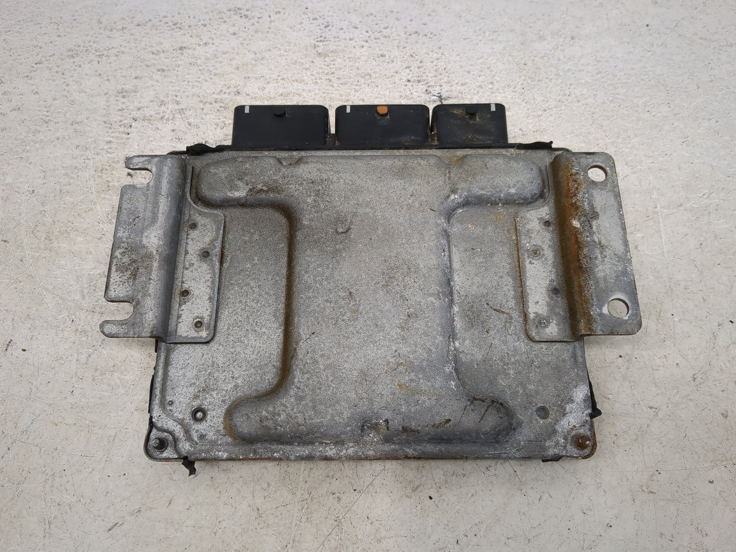 2014-2017 Nissan Rogue PCM Engine Control Computer ECU ECM PCU OEM P/N:NEC012-650 Fits Fits 2014 2015 2016 2017 OEM Used Aut