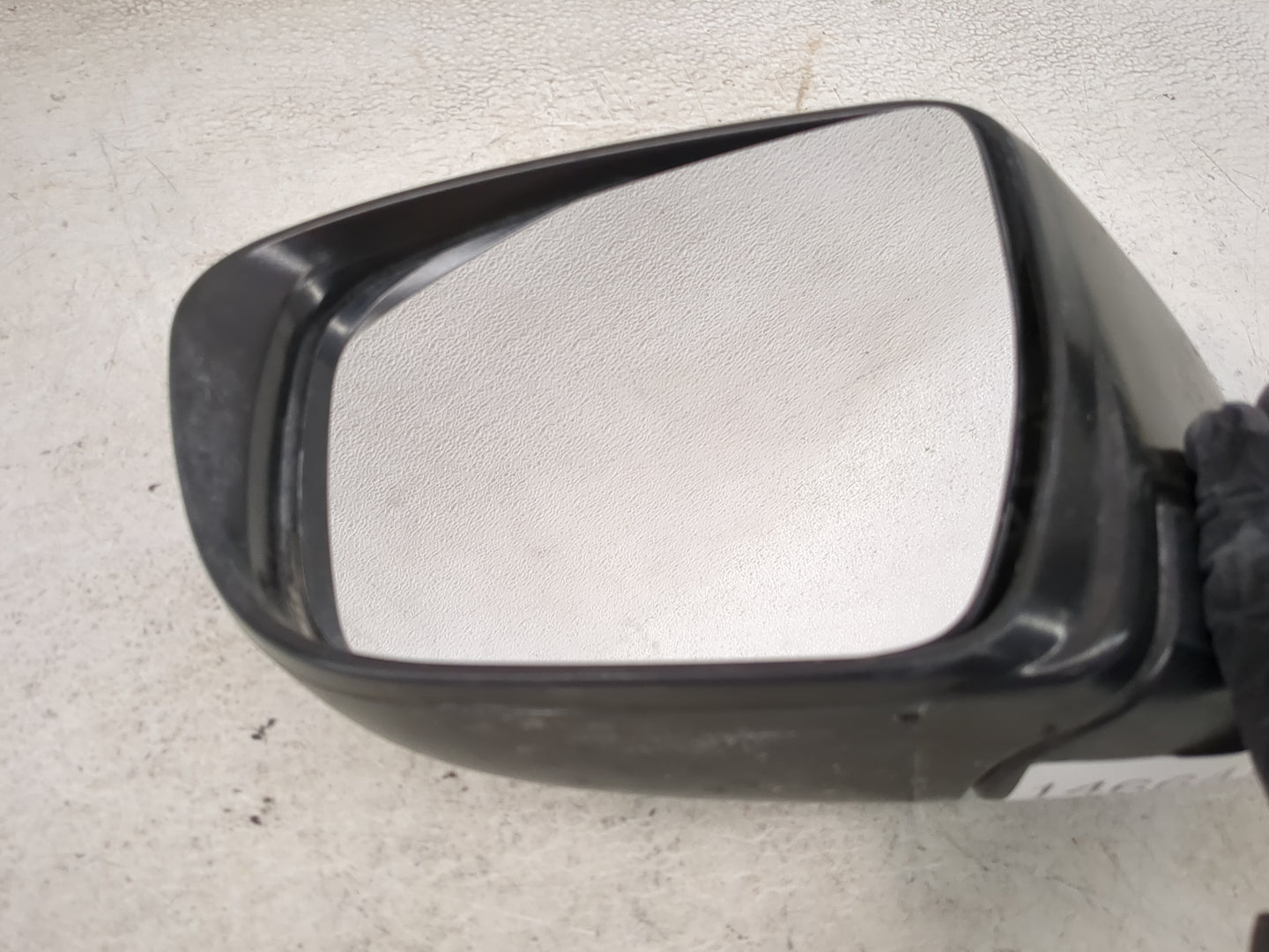 2014-2016 Nissan Rogue Driver Side View Mirror - Left Door Mirror OEM Used - Oemusedautoparts1.com
