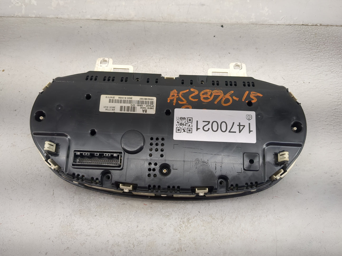 2012-2015 Nissan Rogue Instrument Cluster Speedometer Gauges P/N:248101VX5C VPAASF-10849-KFH Miles:79K Fits OEM Used Auto Pa