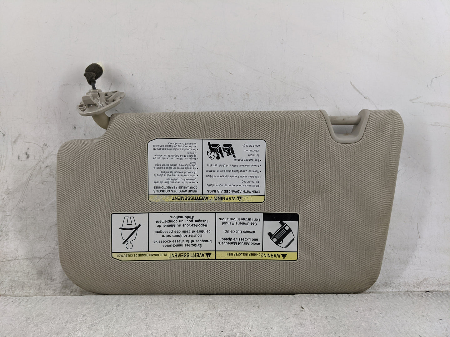 2014-2017 Nissan Rogue Sun Visor Shade Replacement Passenger Right Mirror Fits Fits 2014 2015 2016 2017 OEM Used Auto Parts 