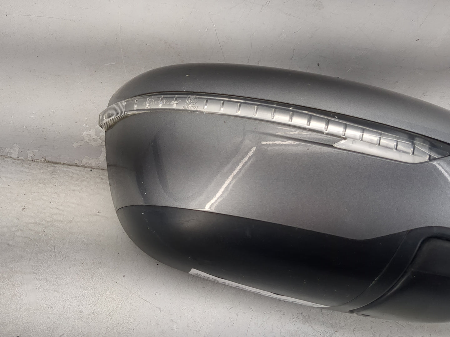 2014-2016 Nissan Rogue Passenger Side View Mirror - Right Door Mirror OEM Used - Oemusedautoparts1.com