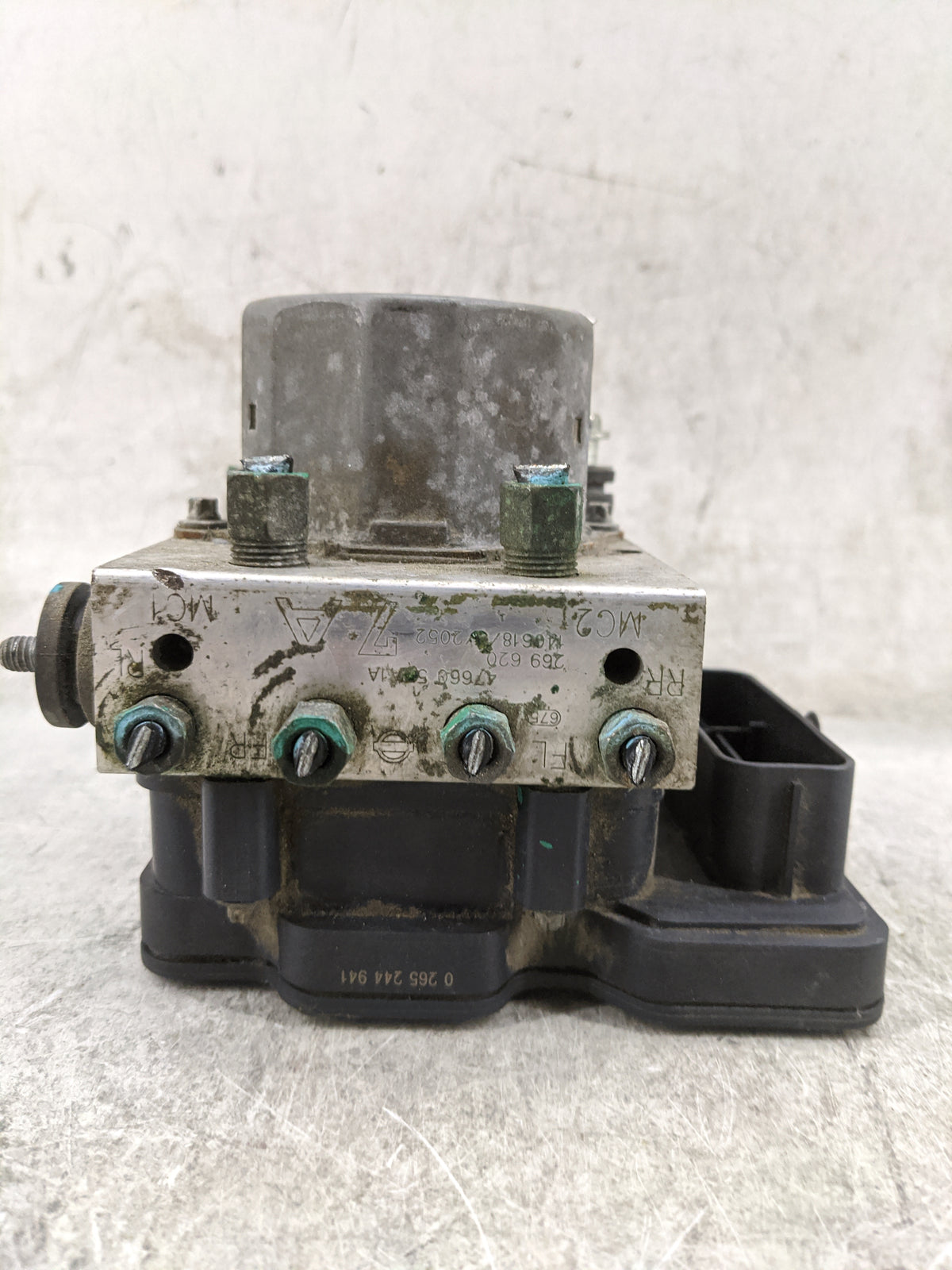 2015-2016 Nissan Rogue Anti-Lock Brake ABS Pump Module Actuator OEM P/N:0265244941 0265956165, 2265106452 Fits Fits 2015 201