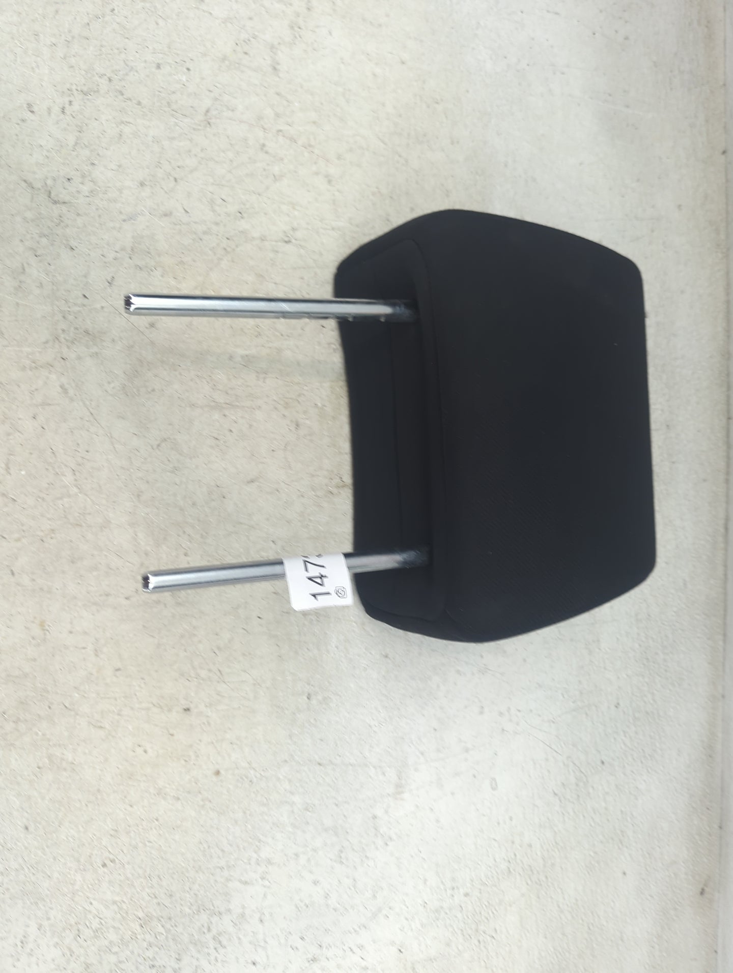 2015 Nissan Rogue Headrest Head Rest Front Driver Passenger Seat Fits OEM Used Auto Parts - Oemusedautoparts1.com