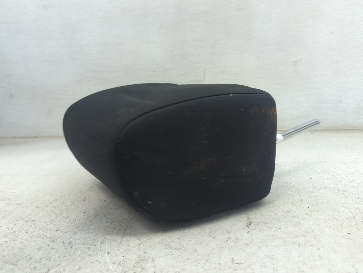 2015 Nissan Rogue Headrest Head Rest Front Driver Seat Black 1473105 - Oemusedautoparts1.com