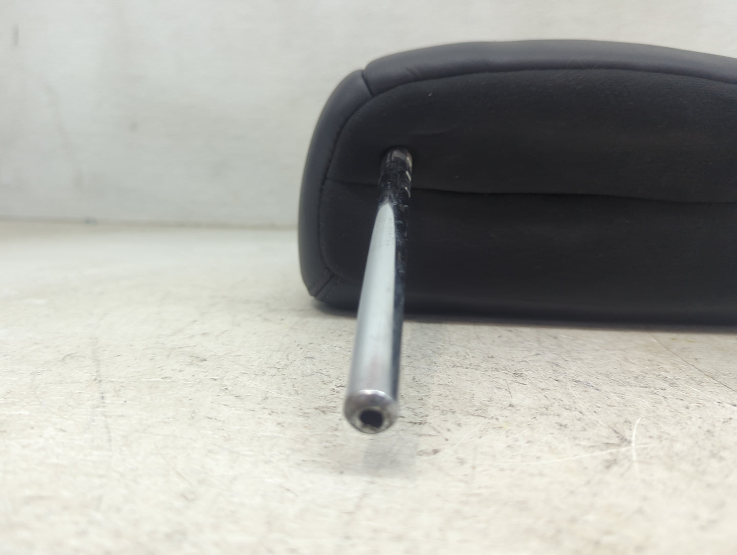 2015 Nissan Rogue Headrest Head Rest Front Driver Passenger Seat Fits OEM Used Auto Parts - Oemusedautoparts1.com