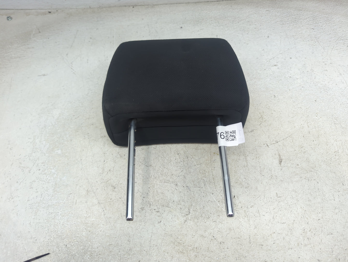 2015 Nissan Rogue Headrest Head Rest Front Driver Passenger Seat Fits OEM Used Auto Parts - Oemusedautoparts1.com