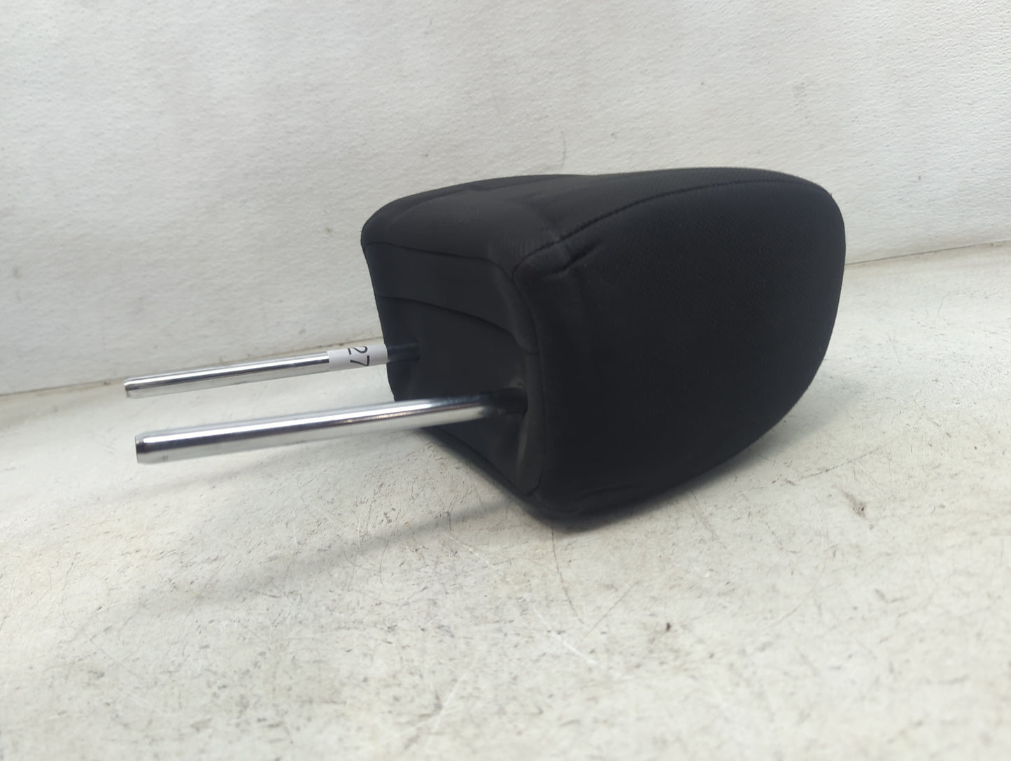 2015 Nissan Rogue Headrest Head Rest Front Driver Passenger Seat Fits OEM Used Auto Parts - Oemusedautoparts1.com