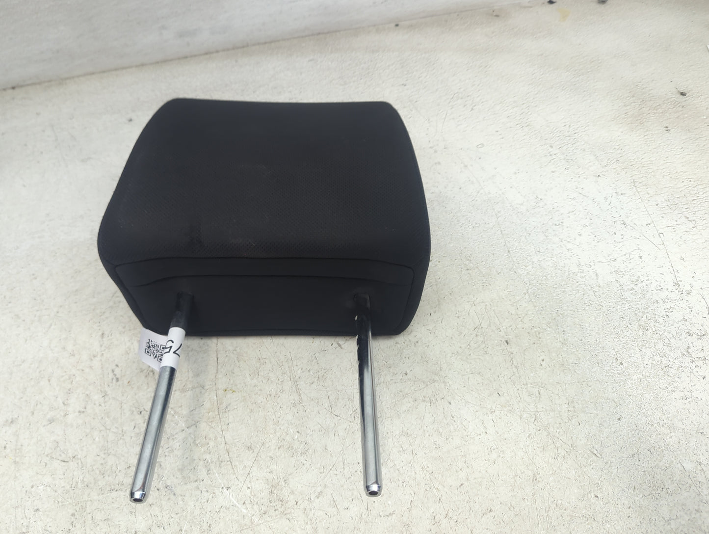 2015 Nissan Rogue Headrest Head Rest Front Driver Passenger Seat Fits OEM Used Auto Parts - Oemusedautoparts1.com