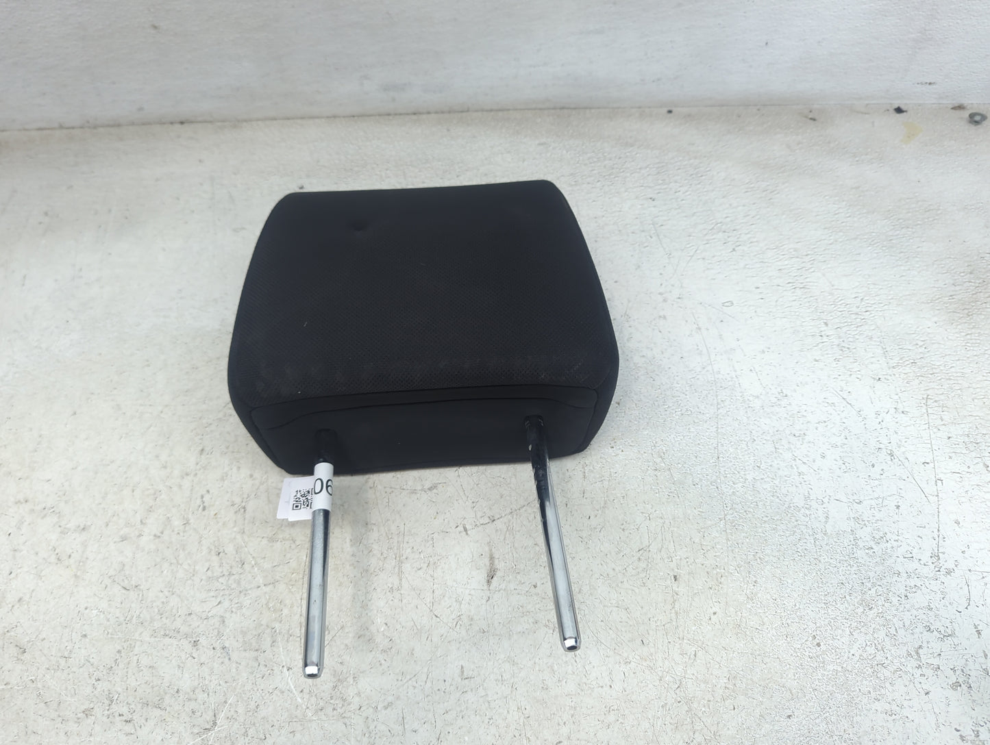 2015 Nissan Rogue Headrest Head Rest Front Driver Seat Black 1473902 - Oemusedautoparts1.com