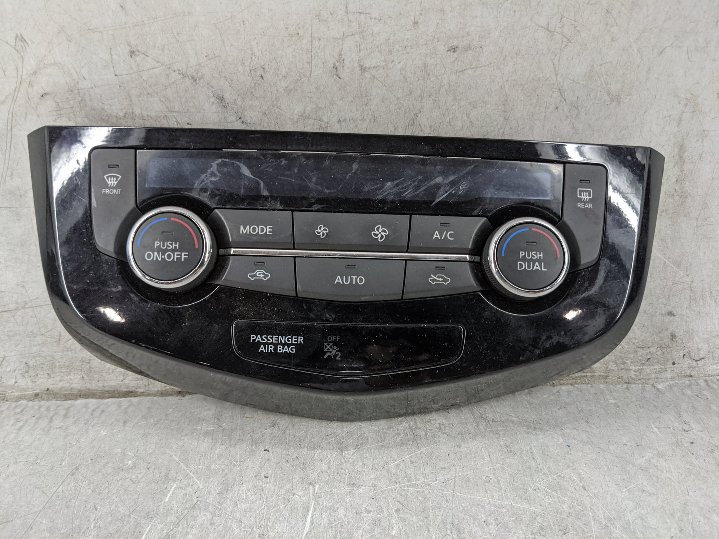 2014-2016 Nissan Rogue Climate Control Module Temperature AC/Heater Replacement P/N:27500 4BA0A X887033C Fits Fits 2014 2015