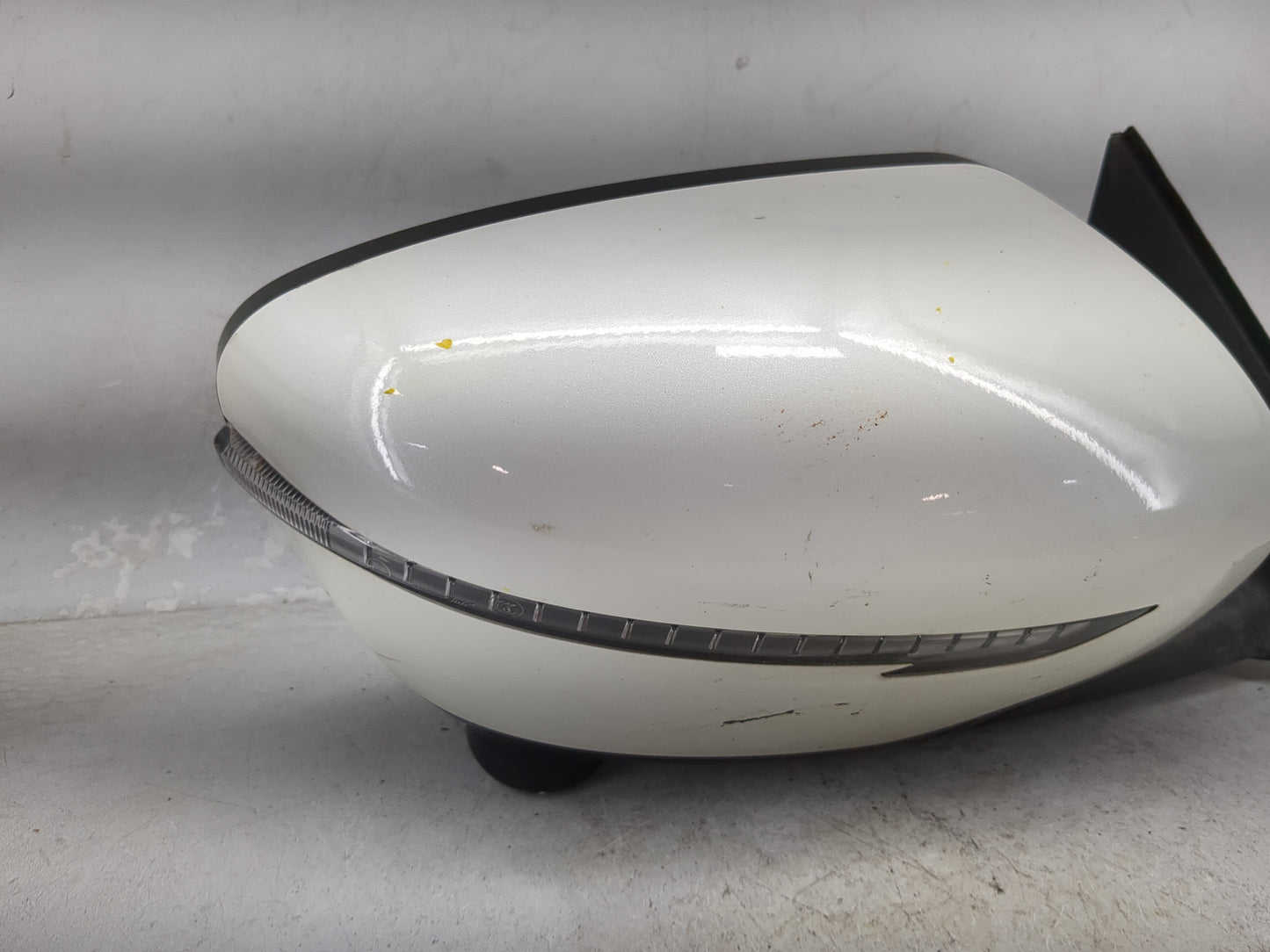 2015 Nissan Rogue Passenger Side View Mirror - Right Door Mirror OEM Used - Oemusedautoparts1.com