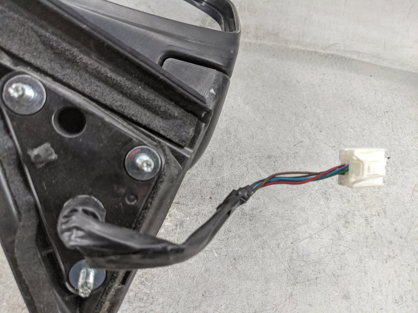 2014-2016 Nissan Rogue Passenger Side View Mirror - Right Door Mirror OEM Used - Oemusedautoparts1.com
