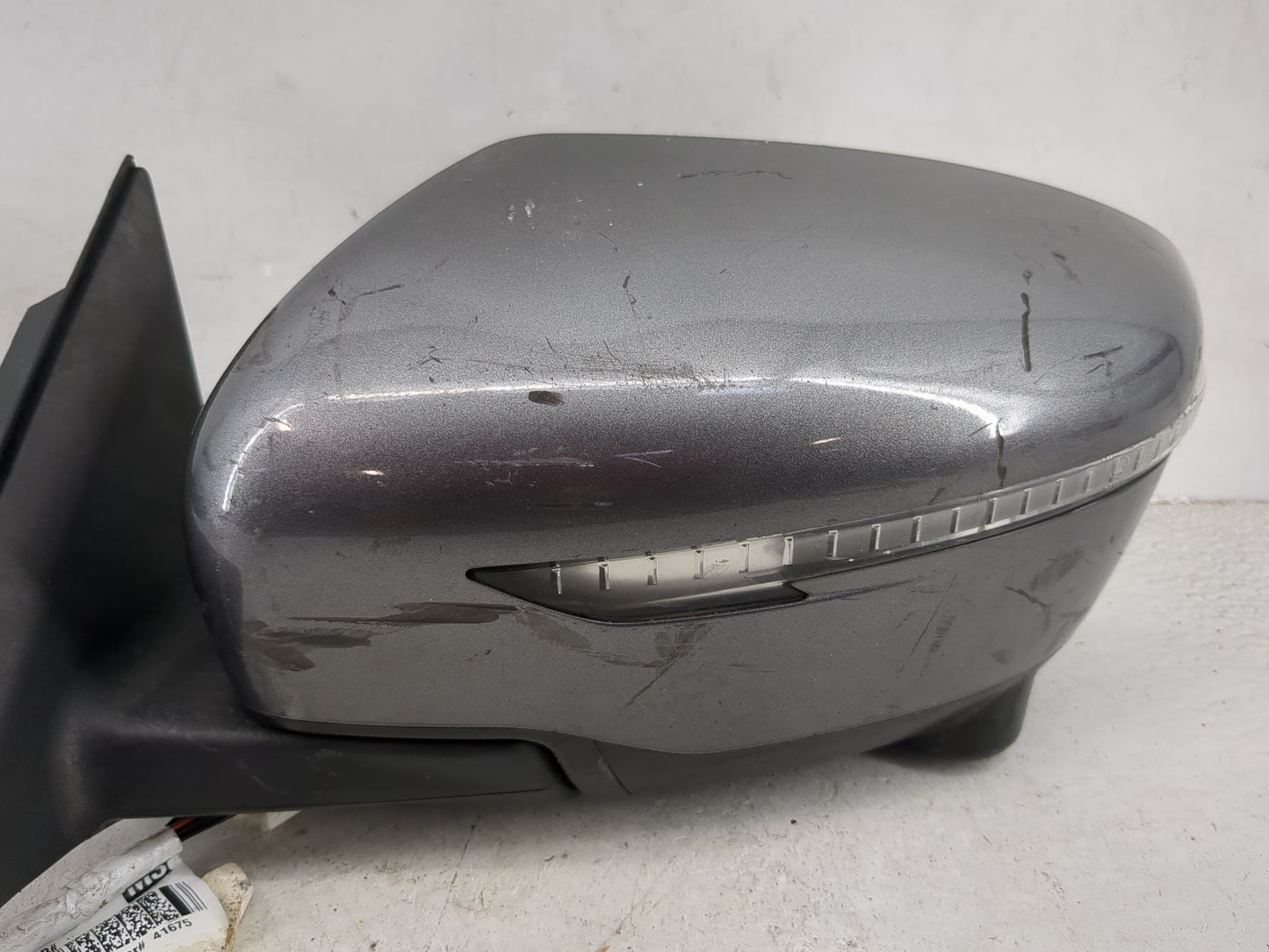 2014-2016 Nissan Rogue Driver Side View Mirror - Left Door Mirror OEM Used - Oemusedautoparts1.com