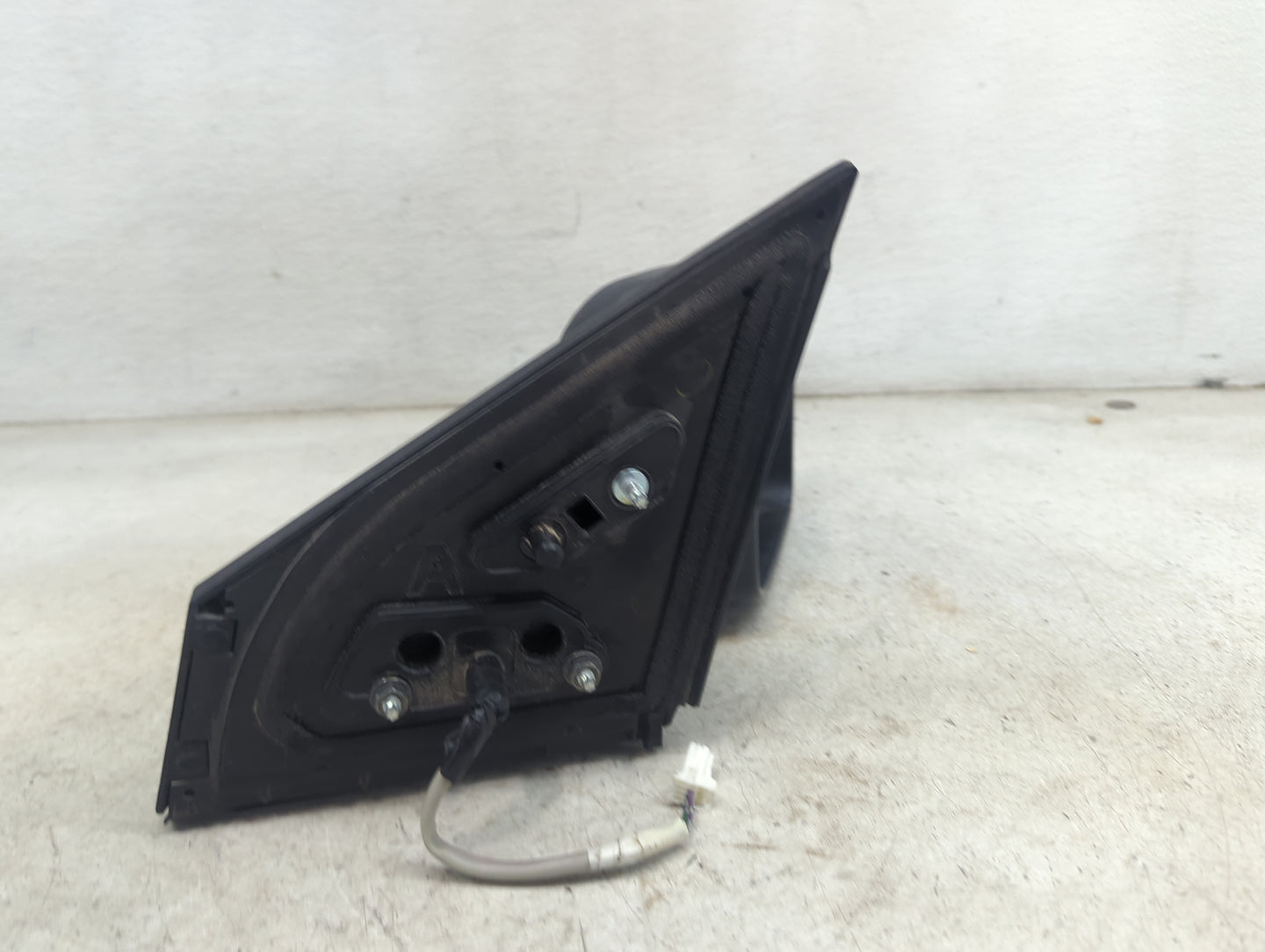 2008-2015 Nissan Rogue Passenger Side View Mirror - Right Door Mirror OEM Used - Oemusedautoparts1.com