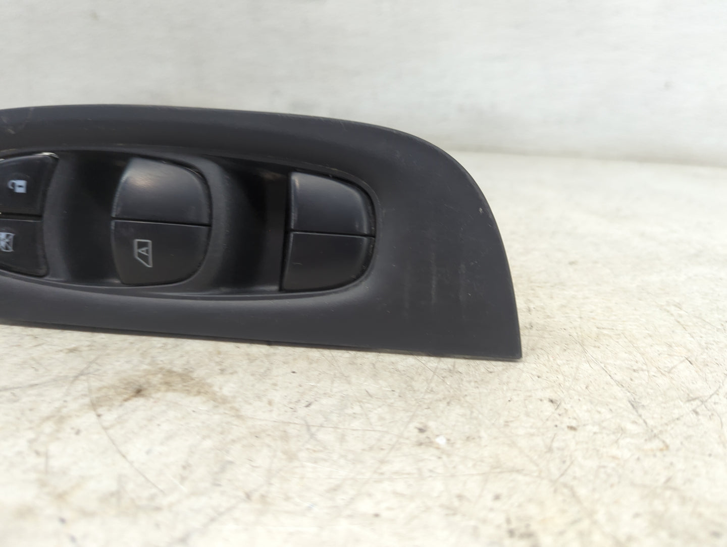 2014-2020 Nissan Rogue Master Power Window Switch Replacement Driver Side Left P/N:25401 4BA5A 1S5 Fits OEM Used Auto Parts 
