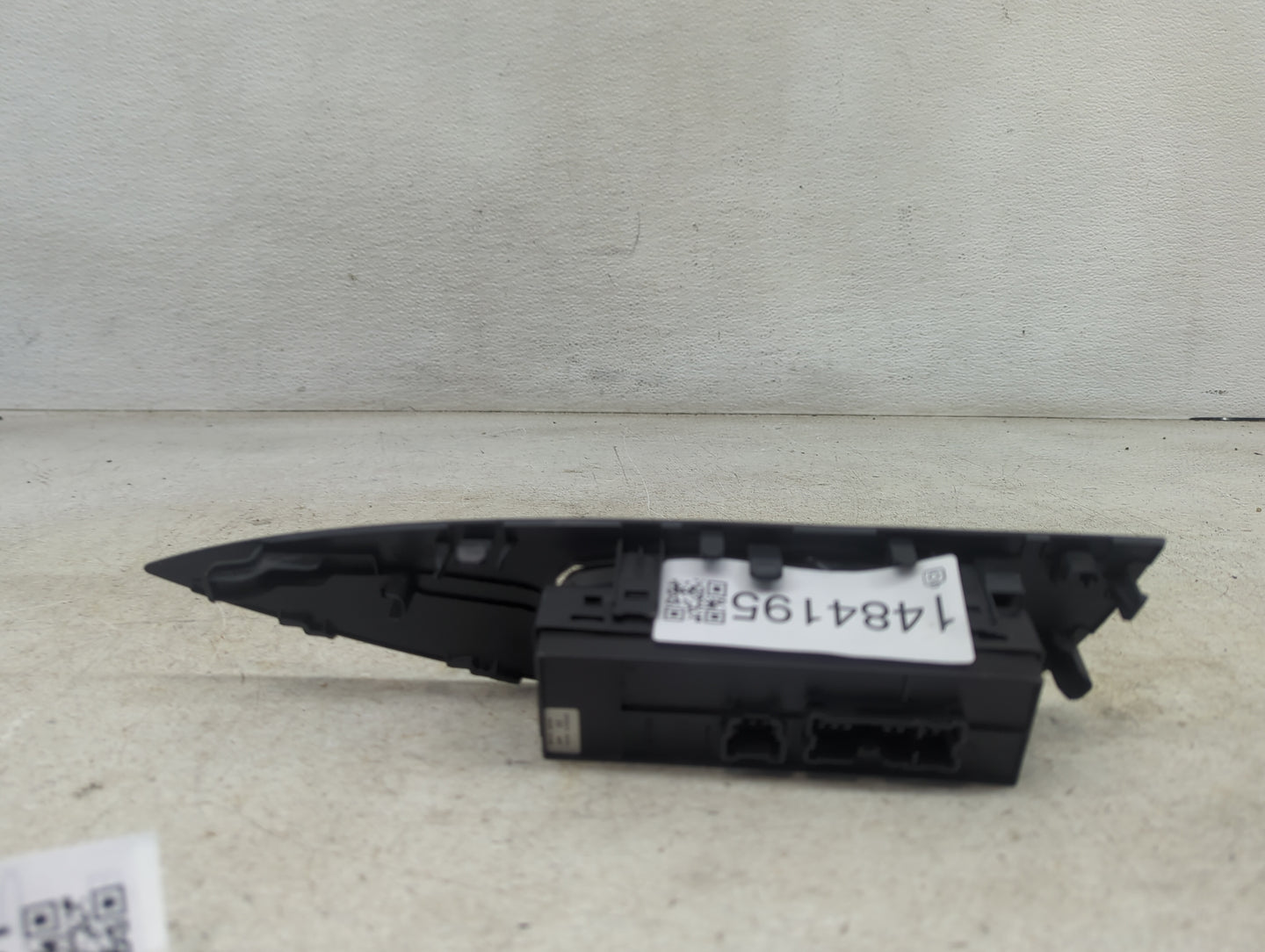 2014-2020 Nissan Rogue Master Power Window Switch Replacement Driver Side Left P/N:25401 4BA5A 1S5 Fits OEM Used Auto Parts 