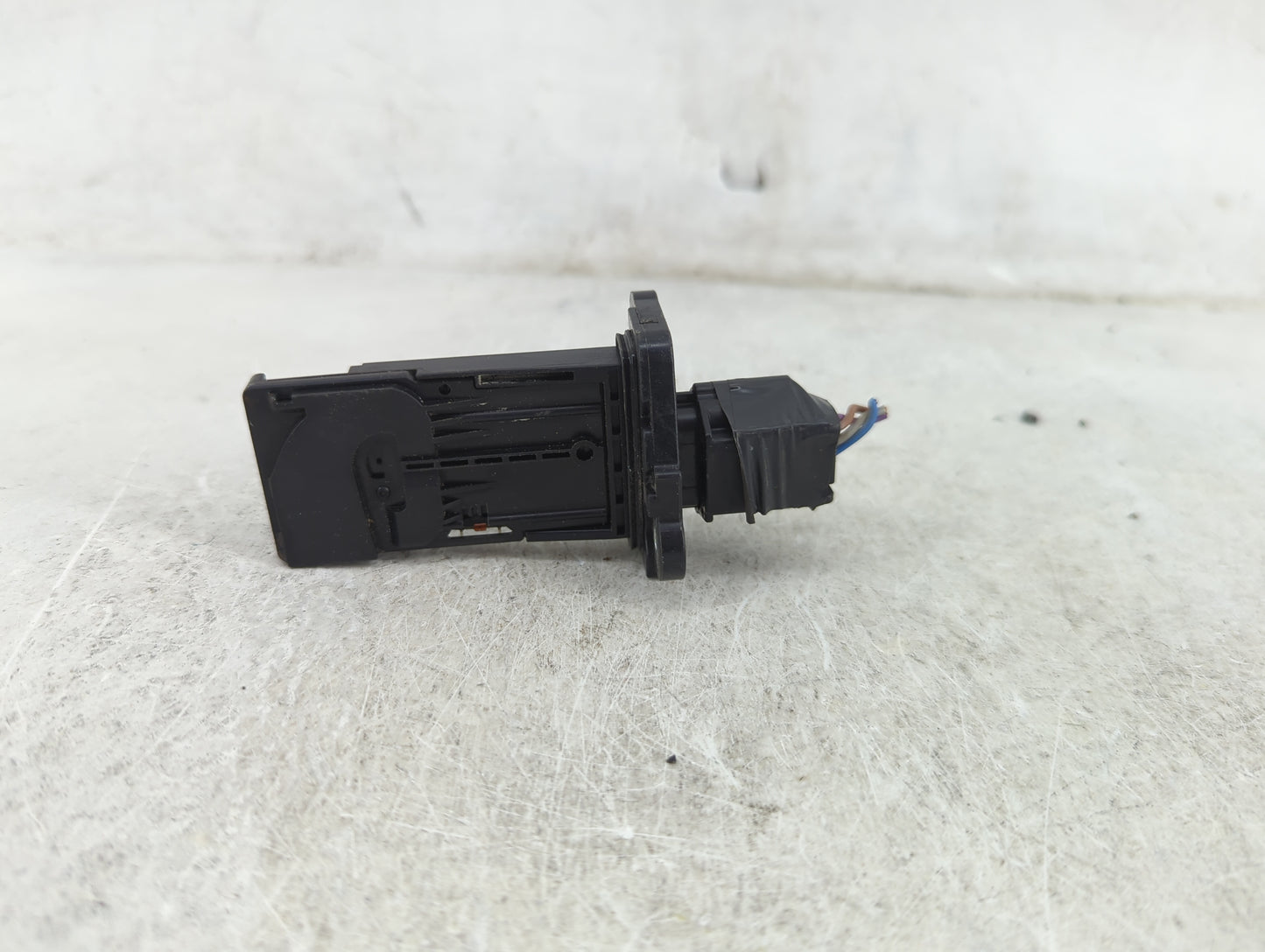 2014-2016 Nissan Rogue Mass Air Flow Meter Maf 1488145 - Oemusedautoparts1.com
