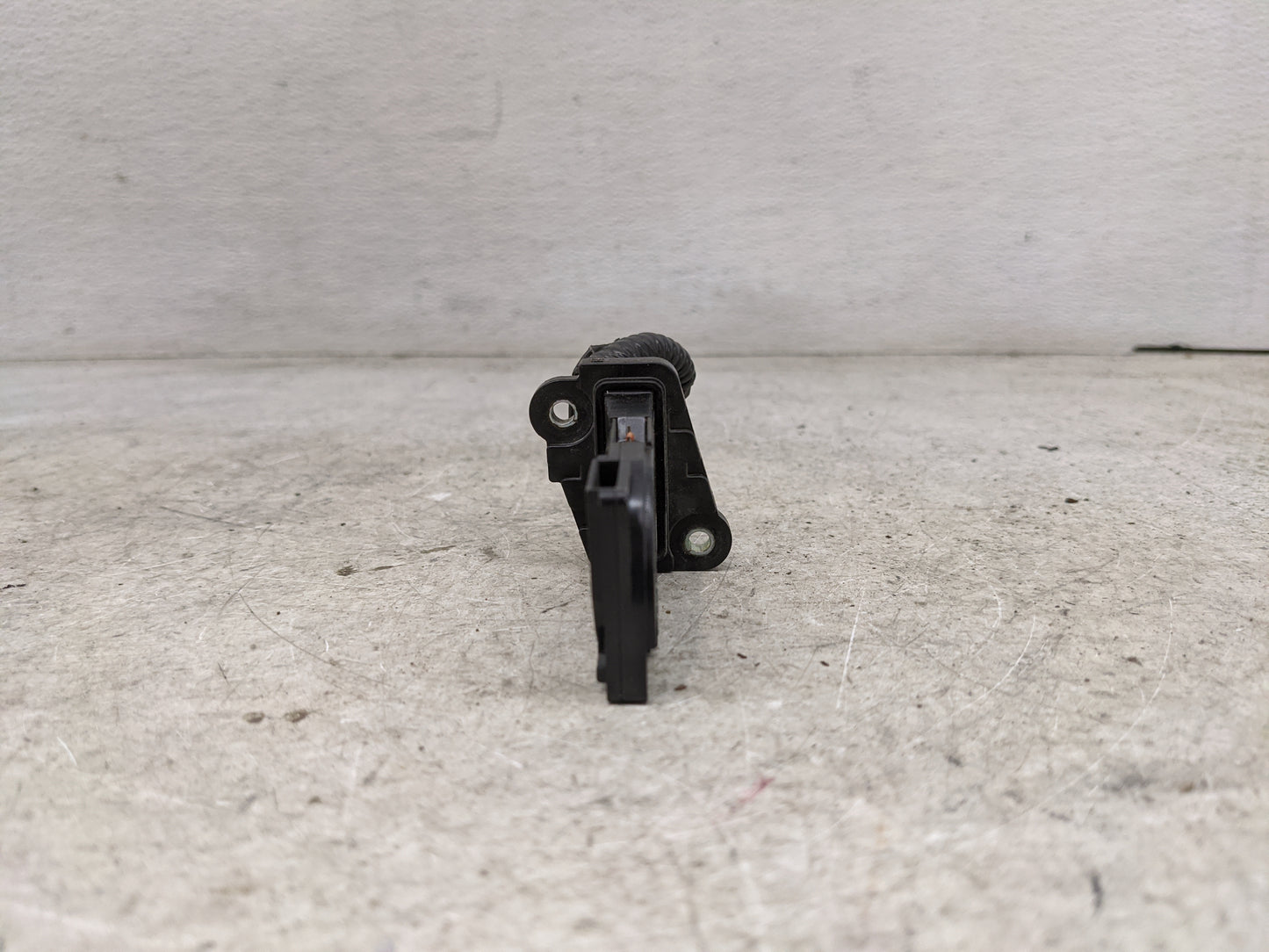 2014-2016 Nissan Rogue Mass Air Flow Meter Maf 1490007 - Oemusedautoparts1.com