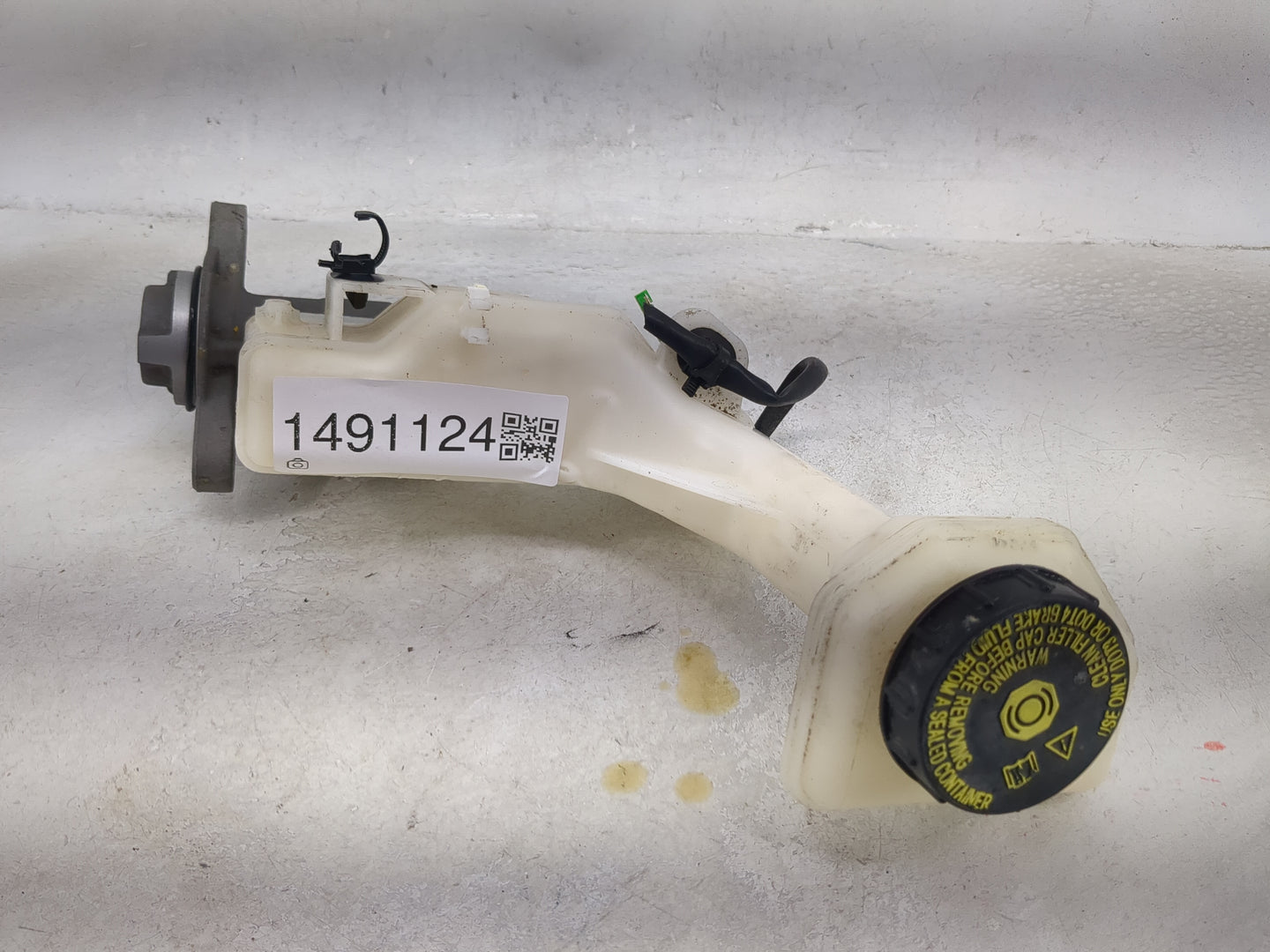 2015-2020 Nissan Rogue Brake Master Cylinder 1491124 - Oemusedautoparts1.com