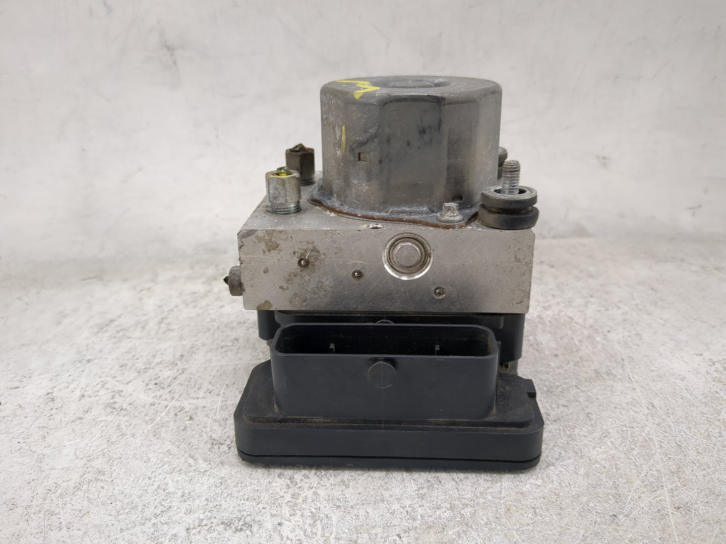 2014-2015 Nissan Rogue ABS Pump Control Module Replacement P/N:47660 4BF0A 0 265 243 144 Fits Fits 2014 2015 OEM Used Auto P