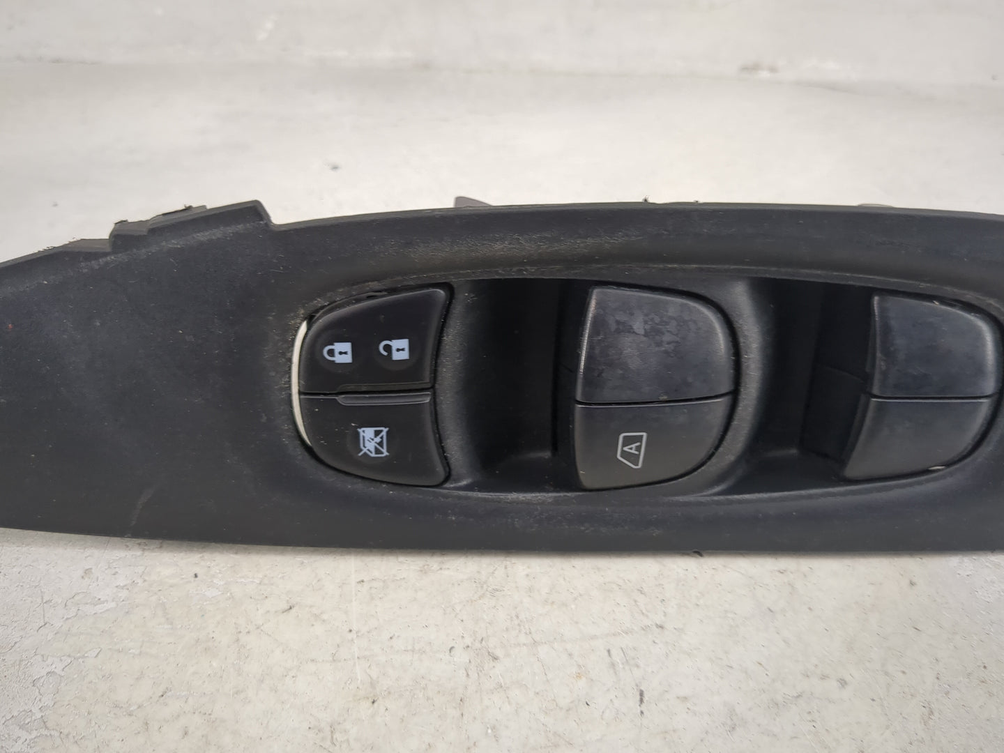 2014-2020 Nissan Rogue Master Power Window Switch Replacement Driver Side Left P/N:25401 4BA5A Fits OEM Used Auto Parts - Oe