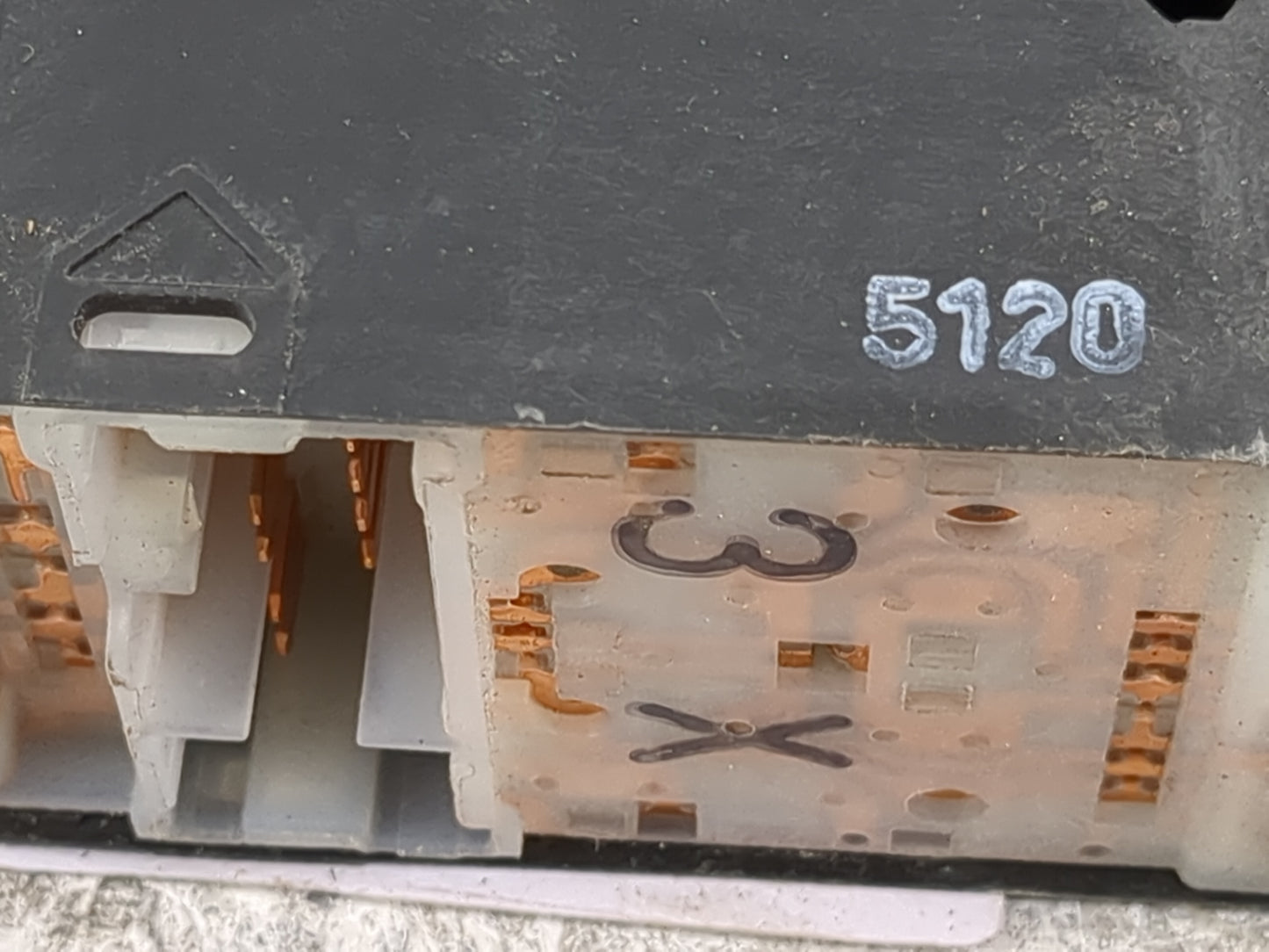 2015 Nissan Rogue Master Power Window Switch Replacement Driver Side Left Fits OEM Used Auto Parts - Oemusedautoparts1.com