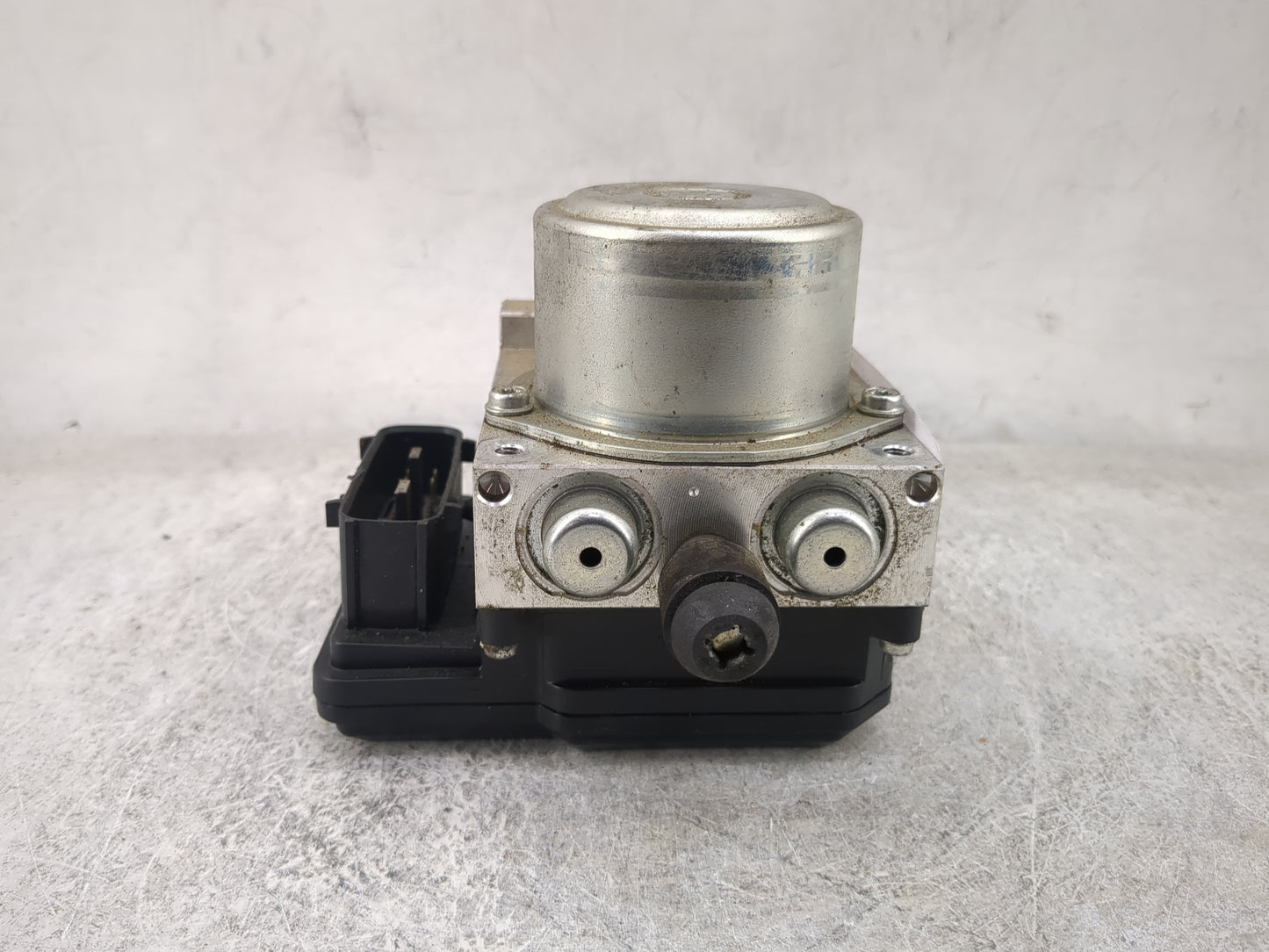 2012-2015 Nissan Rogue ABS Pump Control Module Replacement P/N:476608405 TD8405, MAA N 55182020 Fits Fits 2012 2013 2014 201