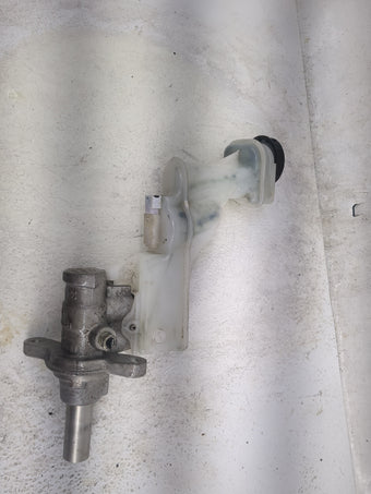 compare product 2008-2015 Nissan Rogue Brake Master Cylinder 1497768