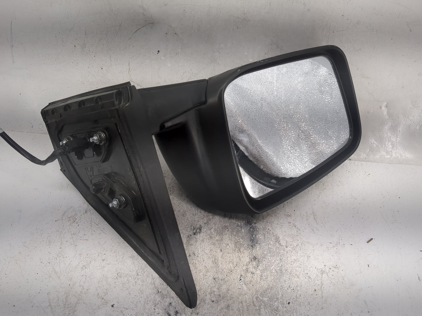 2008-2015 Nissan Rogue Driver Side View Mirror - Left Door Mirror OEM Used - Oemusedautoparts1.com