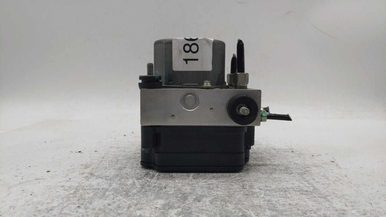 2015-2016 Nissan Rogue ABS Pump Control Module Replacement P/N:47660 5HA0A Fits Fits 2015 2016 OEM Used Auto Parts - Oemused