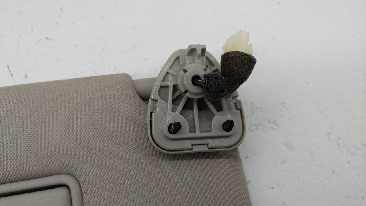 2014-2017 Nissan Rogue Sun Visor Shade Replacement Passenger Right Mirror Fits Fits 2014 2015 2016 2017 OEM Used Auto Parts 