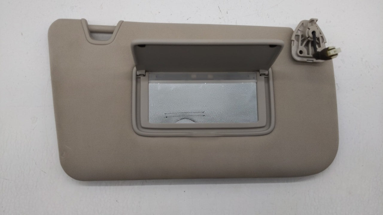 2014-2017 Nissan Rogue Sun Visor Shade Replacement Passenger Right Mirror Fits Fits 2014 2015 2016 2017 OEM Used Auto Parts 