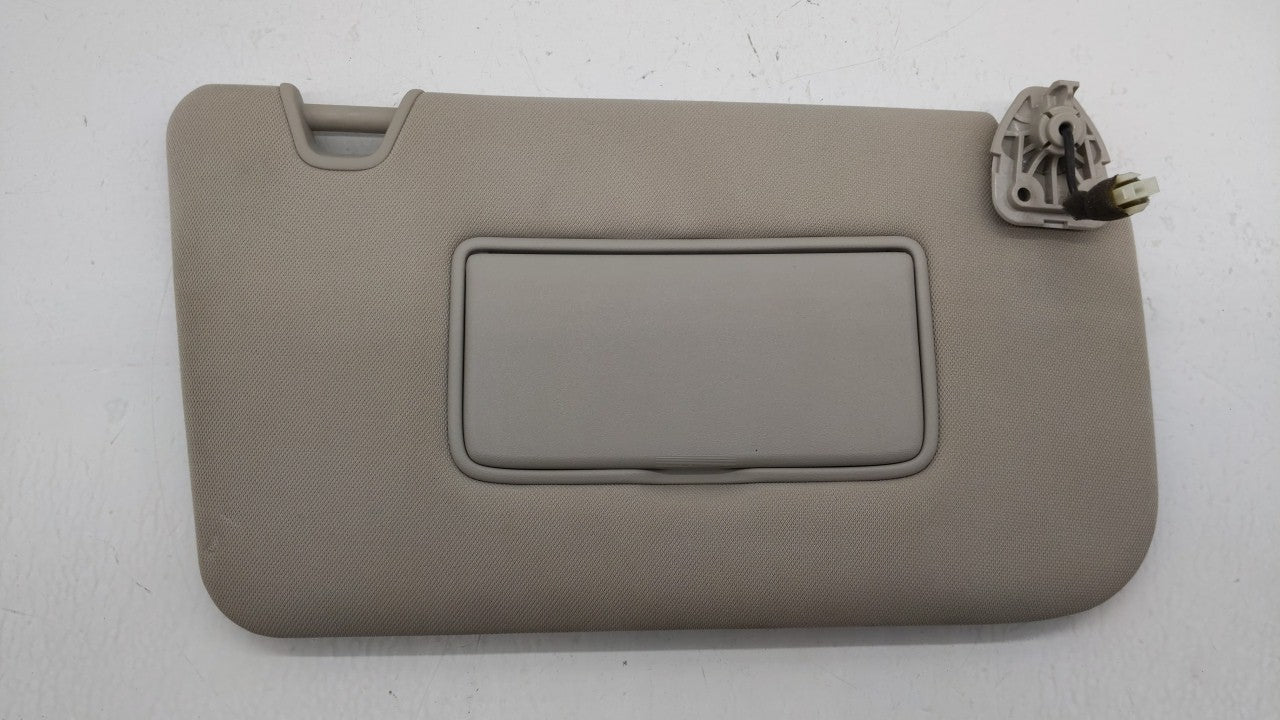 2014-2017 Nissan Rogue Sun Visor Shade Replacement Passenger Right Mirror Fits Fits 2014 2015 2016 2017 OEM Used Auto Parts 