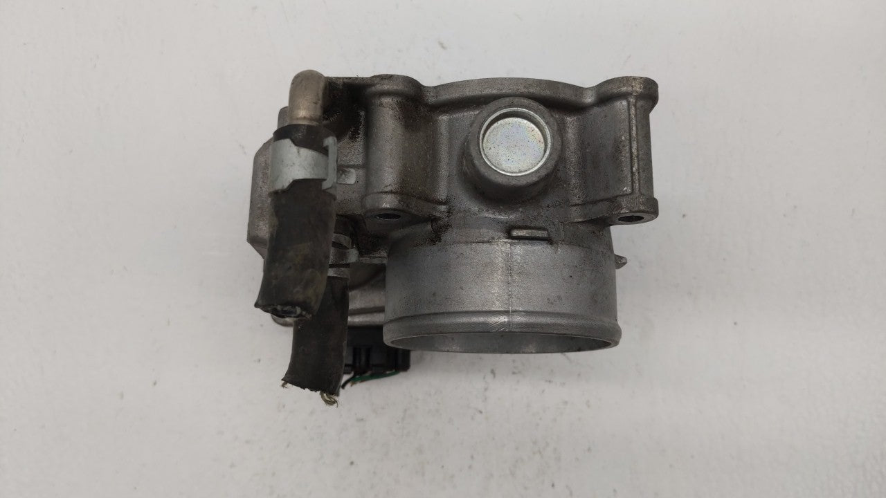 2014-2019 Nissan Rogue Throttle Body P/N:3TA60-01 B 3TA60-01 A, 3TA60-01 C Fits Fits 2013 2014 2015 2016 2017 2018 2019 OEM 