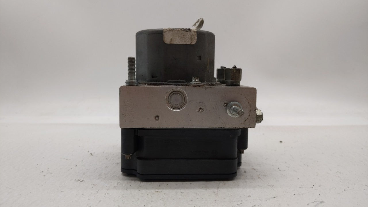 2014-2015 Nissan Rogue ABS Pump Control Module Replacement P/N:47660 4BF0A Fits Fits 2014 2015 OEM Used Auto Parts - Oemused